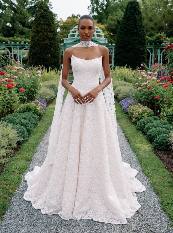 2026 Sareh Nouri-14-26 A Kesim Straplez Göğüs Dekolteli Gelinlik