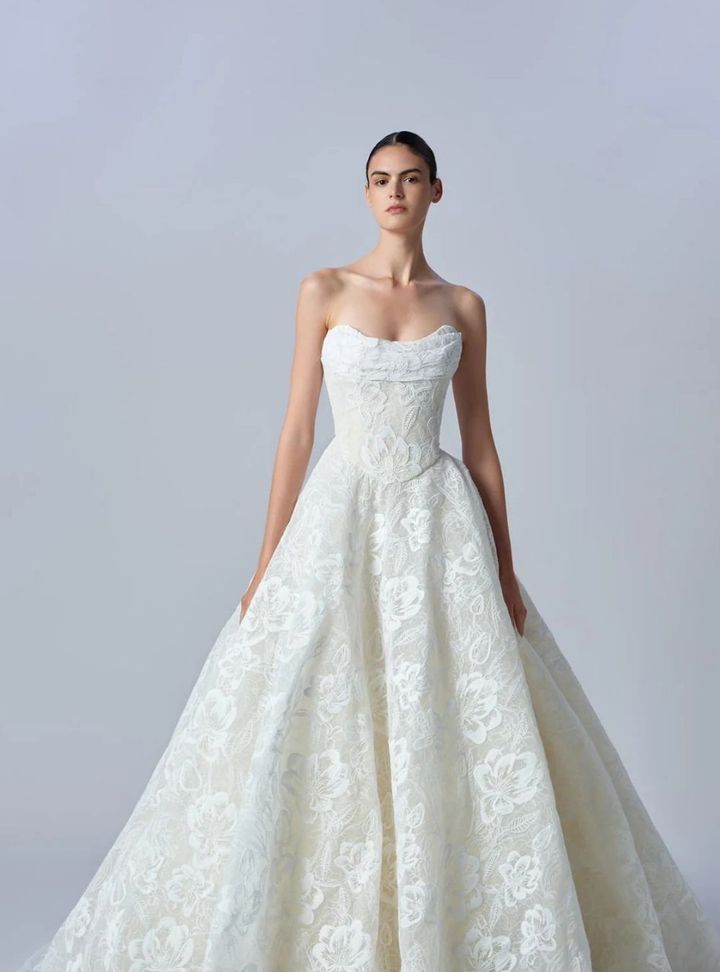 2026 Elie Saab-26-26 Prenses Kesim Straplez Sırt Dekolteli Gelinlik