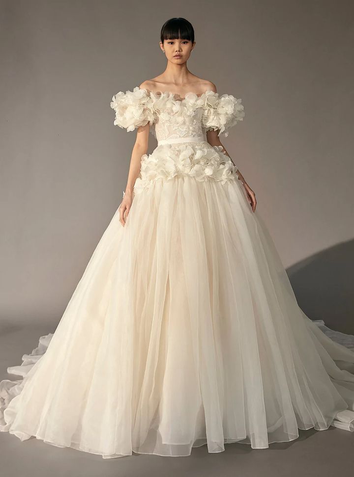 Elie Saab Kabarık Gelinlik