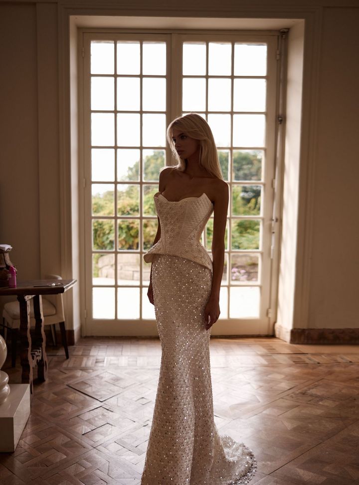 2025 Milla Nova -17-25 Balık Kesim Gelinlik