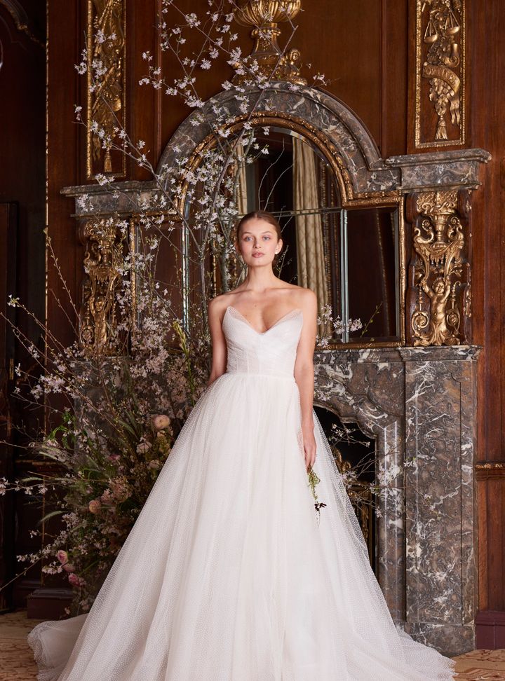 Monique Lhuillier Straplez Yaka Prenses Kesim Gelinlik