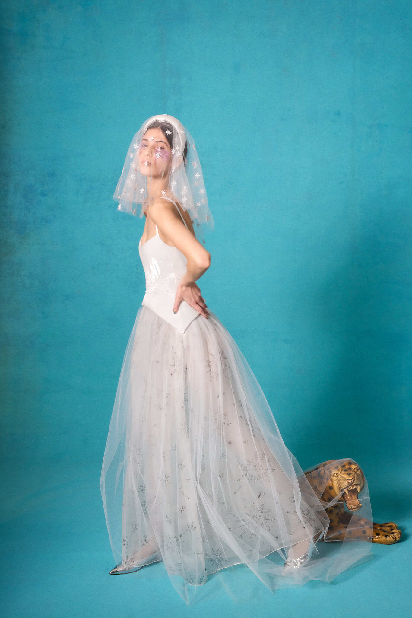 2026 Honor -8-26 A Kesim V Yaka Göğüs Dekolteli Gelinlik