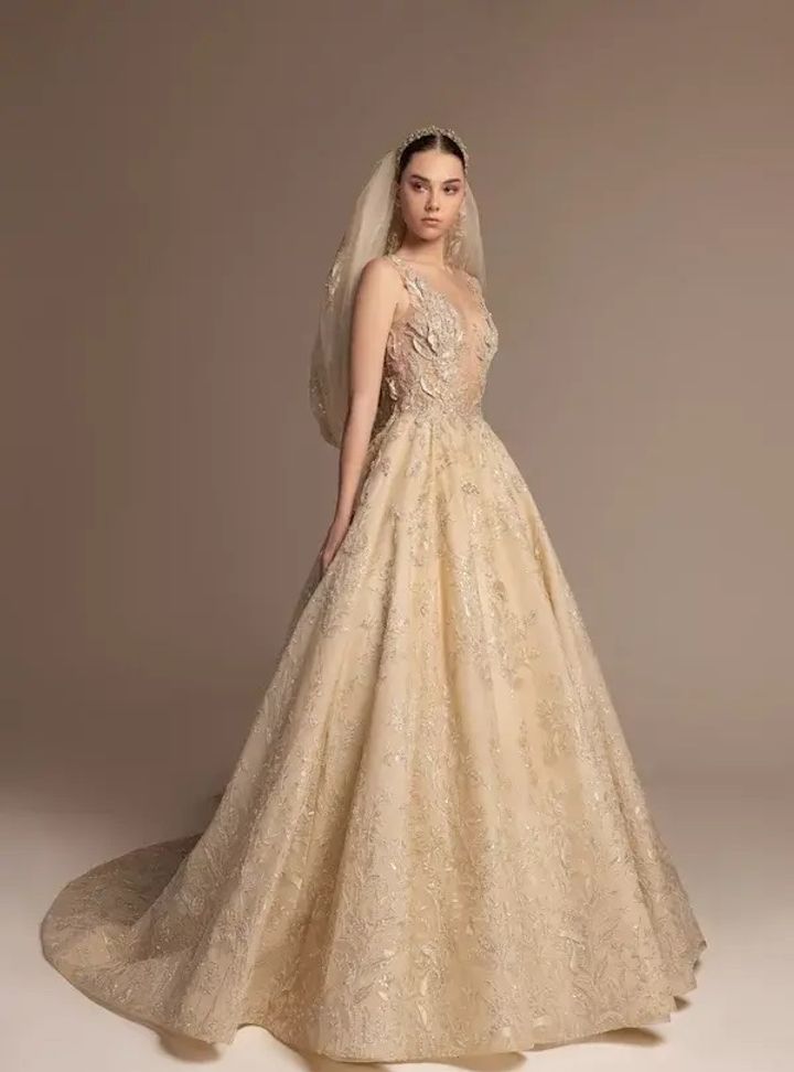 2025 Tony Ward -4-25 A Kesim V Yaka Gelinlik