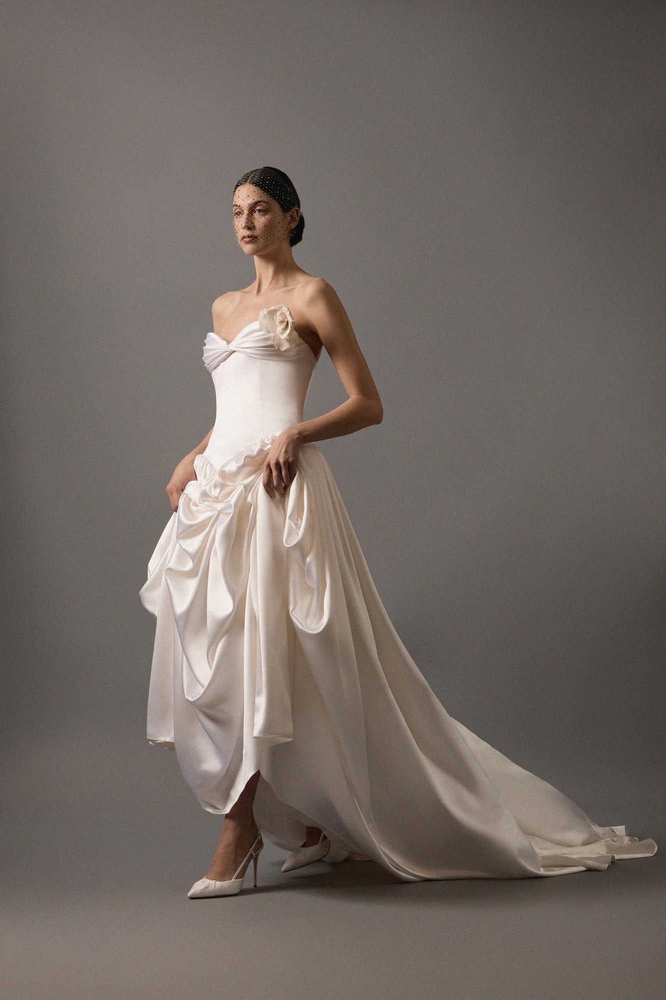 2026 House of Gilles 3-26 Prenses Kesim Straplez Göğüs Dekolteli Gelinlik