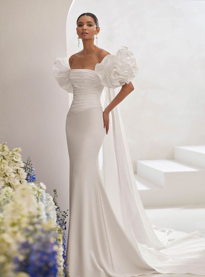 2025 Rosa Clara  Çiçek Detaylı Balık Kesim Gelinlik