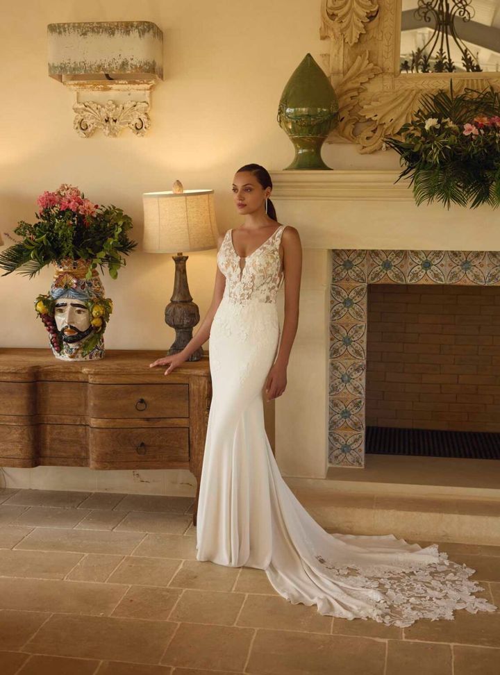 Modeca Gelinlik 20-26 Balık Kesim Tarlatansız Sırt Dekolteli Gelinlik