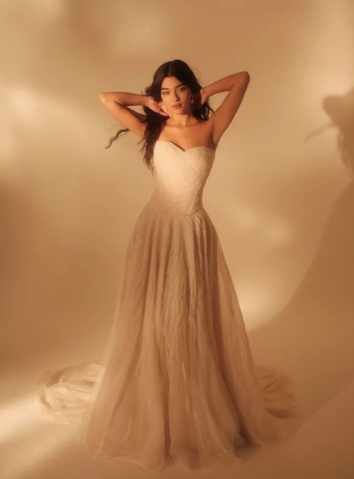 2025 Enaura -15-25 A Kesim Straplez Modern Gelinlik