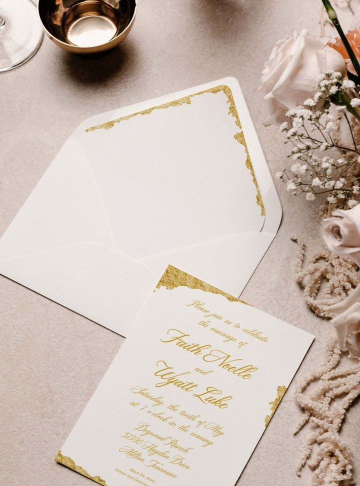 Altın Varaklı Sade Davetiye  Altın Varaklı Düğün Davetiye