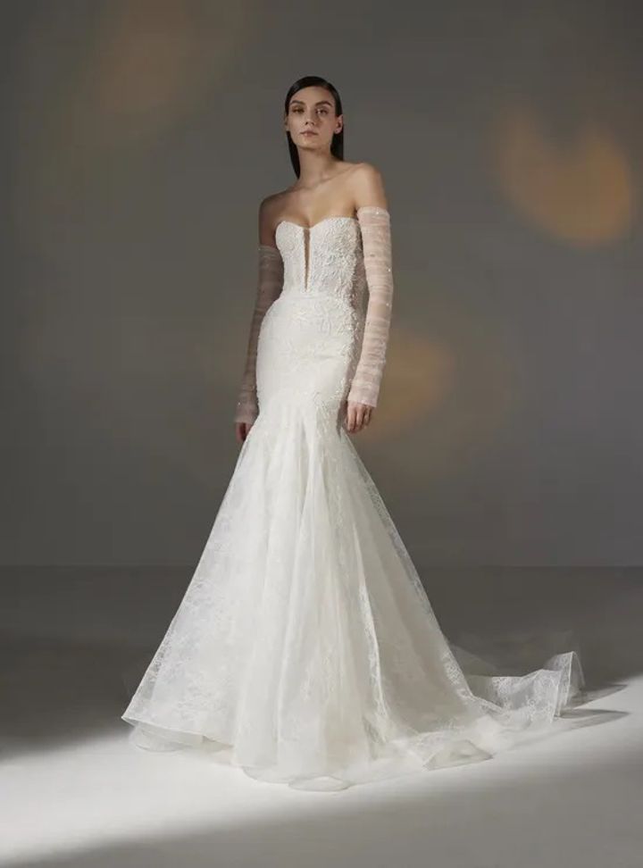 2025 Pronovias -18-25