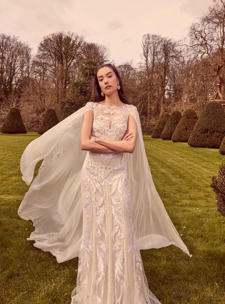 2025 Temperley London Pelerinli Düz Kesim Gelinlik