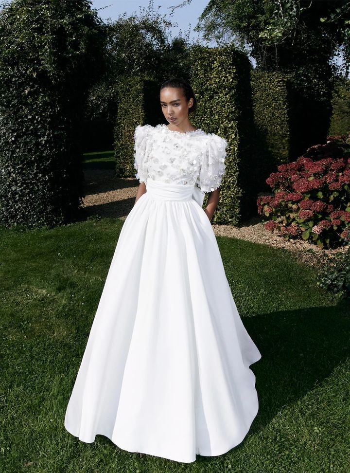 2025 Viktor & Rolf Bisiklet Yaka Gelinlik