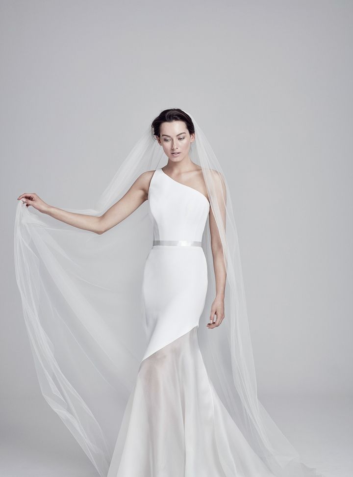 Suzanne Neville Tek Omuz Gelinlik