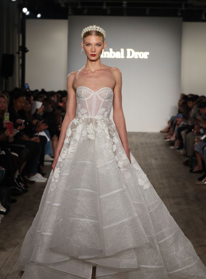 Inbal Dror Korsajlı A Kesim Gelinlik Modeli