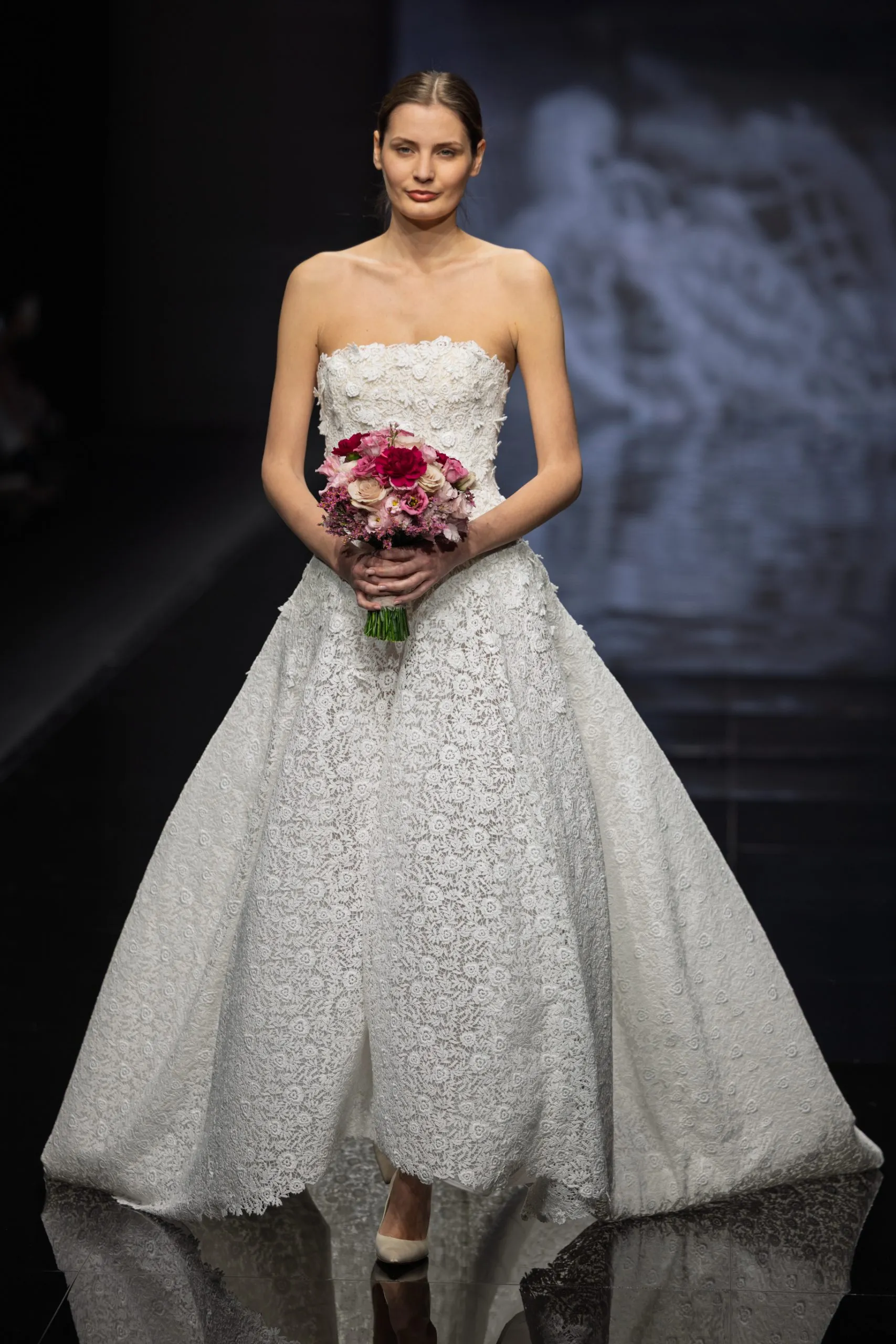 2026 Peter Langner -1-26 A Kesim Straplez Romantik Gelinlik