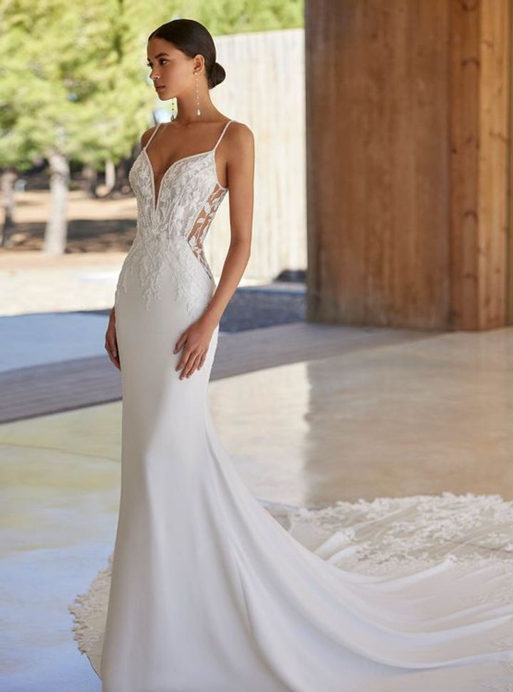 2025 Rosa Clara Askılı Balık Gelinlik