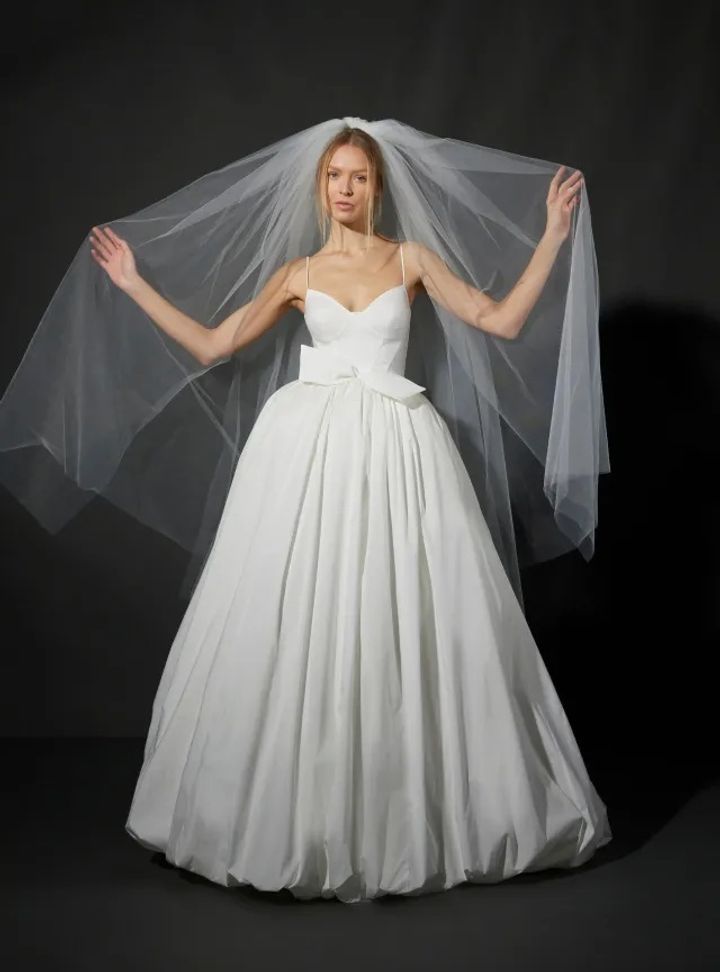 2025 Vera Wang Kemerli Gelinlik