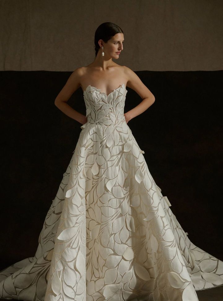 2026 Enaura-26-26 A Kesim Straplez Modern Gelinlik