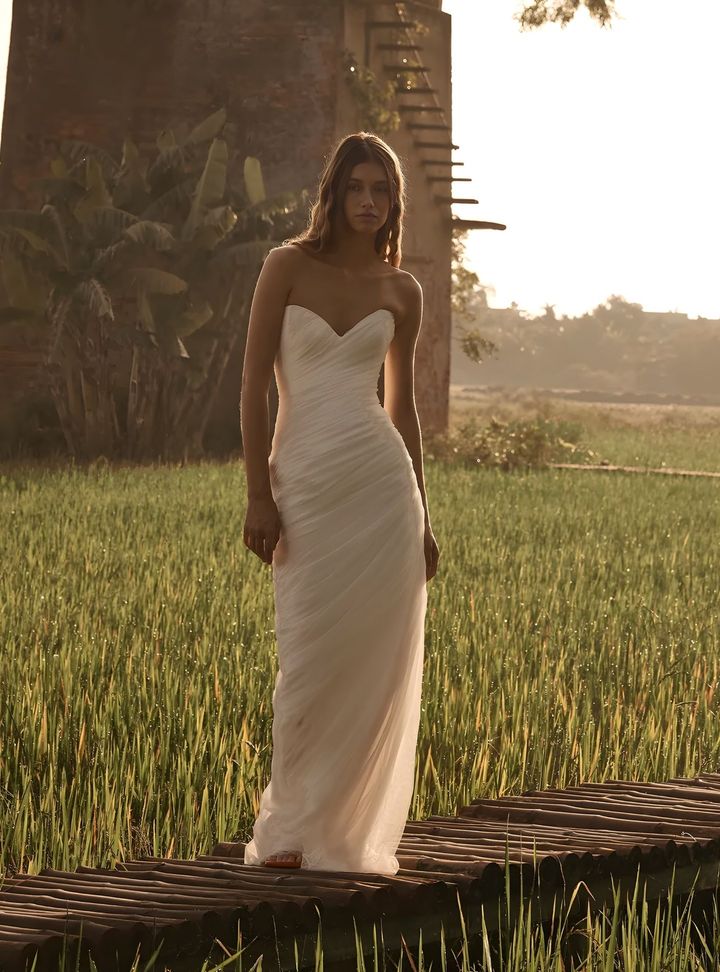 2026 Kyha-19-26 Straplez Modern Düz Kesim Gelinlik