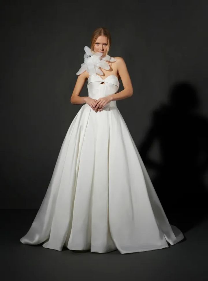 2025 Vera Wang Straplez Yaka A Kesim Gelinlik