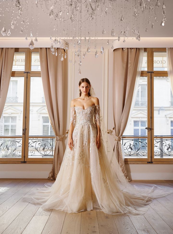 2025 Georges Hobeika -5-25 A Kesim Düşük Omuz Gelinlik