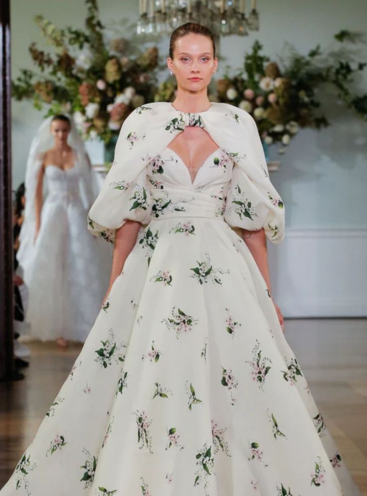 2026 Monique Lhuillier-26-26 A Kesim Straplez Göğüs Dekolteli Gelinlik