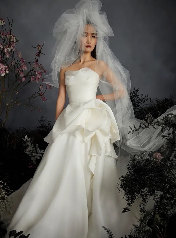 2025 Marchesa -6-25 A Kesim Straplez Gelinlik