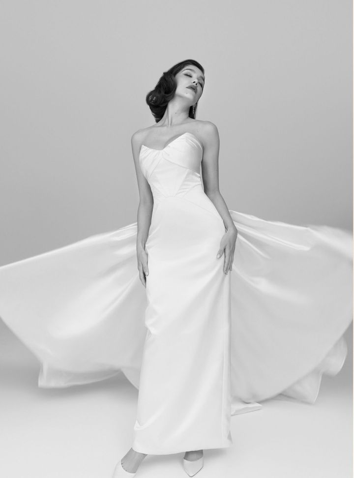 2026 Mark Ingram-28-26 Straplez Modern Düz Kesim Gelinlik