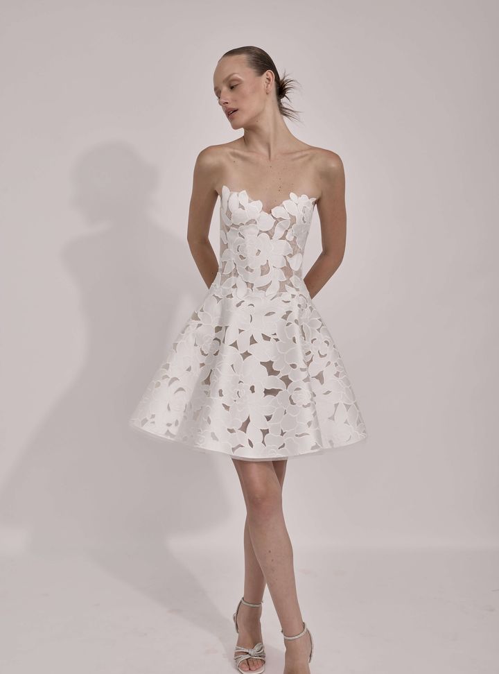 2026 Mira Zwillinger 15-26 A Kesim Straplez Göğüs Dekolteli Gelinlik