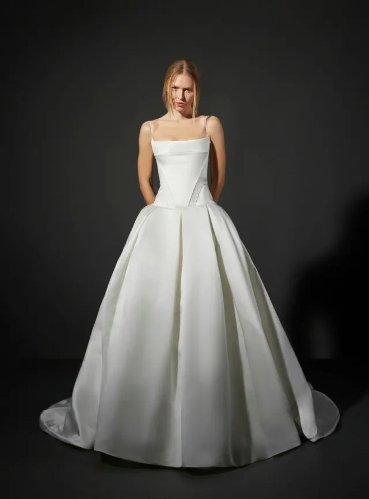 2025 Vera Wang Askılı A Kesim Gelinlik