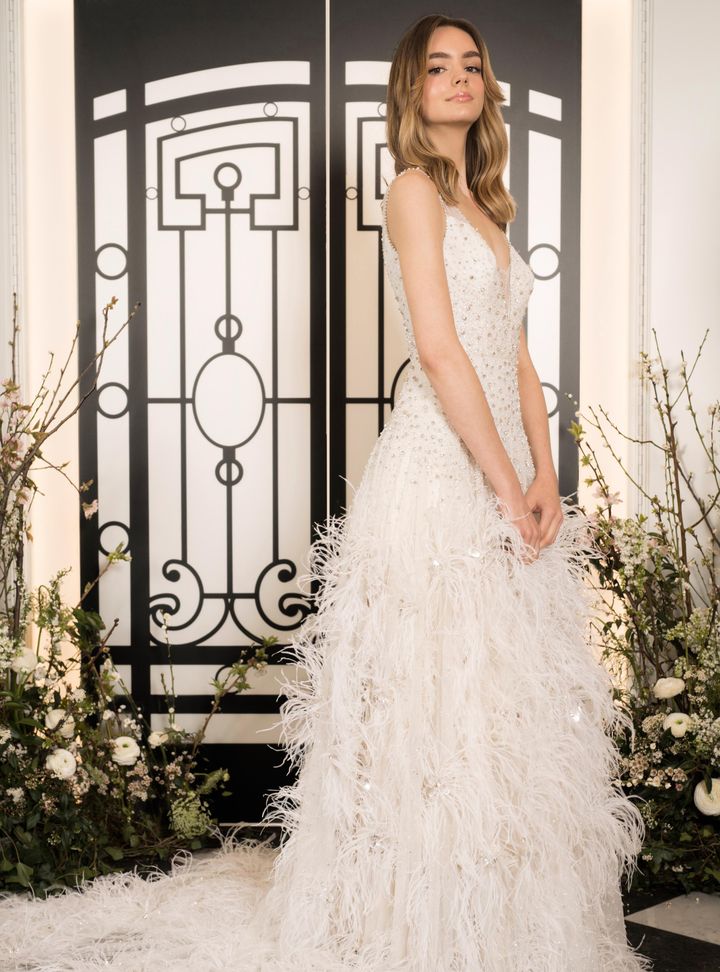 Jenny Packham Eteği Tüylü Gelinlik