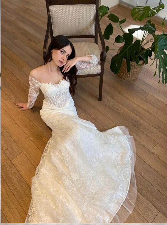 Balık Kesim Düşük Omuz Dantelli Gelinlik  Balık Kesim Düşük Omuz Romantik Gelinlik 3