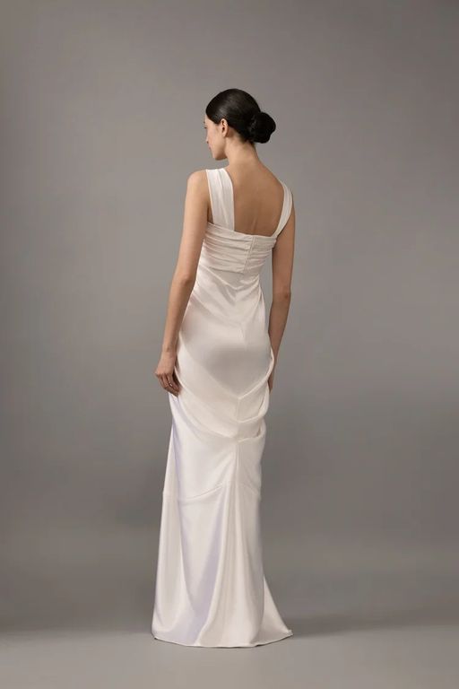 2026 House Of Gilles 21-26 Straplez Düz Kesim Göğüs Dekolteli Gelinlik 3