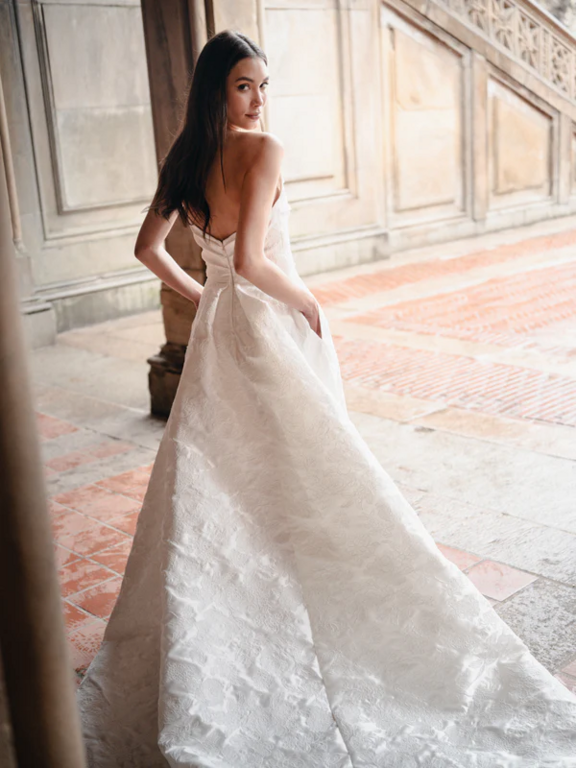 2026 Monique Lhuillier -7-26 - 2