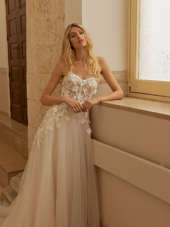 2026 Modeca Gelinlik 216-26 A Kesim Bohem Straplez Gelinlik 7