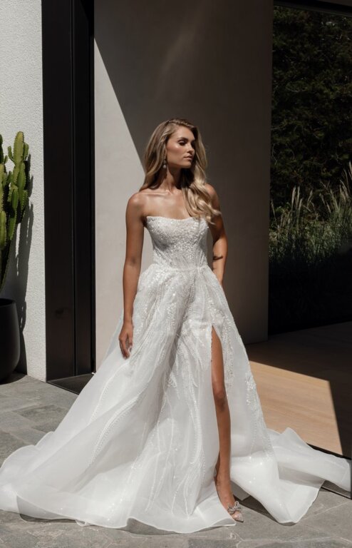 2025 La Premiere Bridal Taş İşlemeli Straplez Gelinlik
