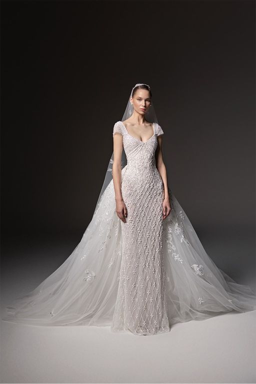 2026 Georges Hobeika -24-26 A Kesim V Yaka Modern Gelinlik
