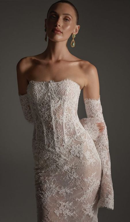 2026 Berta-21-26 Balık Kesim Straplez Sırt Dekolteli Gelinlik 3