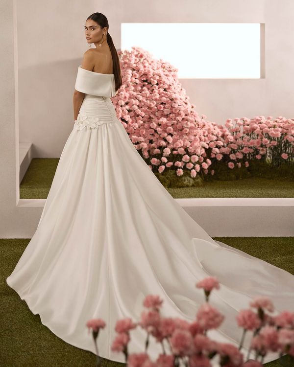 2026 Rosa Clara -32-26 - 2