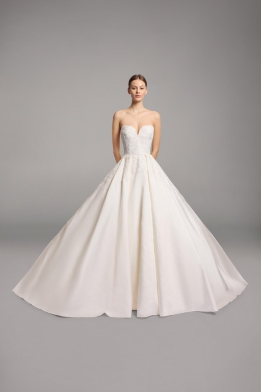 2026 Elie Saab 8-26