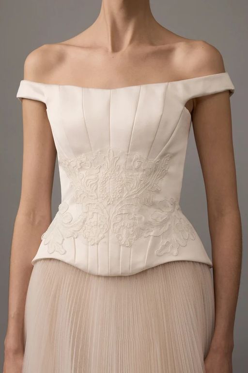 2026 House Of Gilles 28-26 Bohem Prenses Kesim Kayık Yaka Gelinlik 3