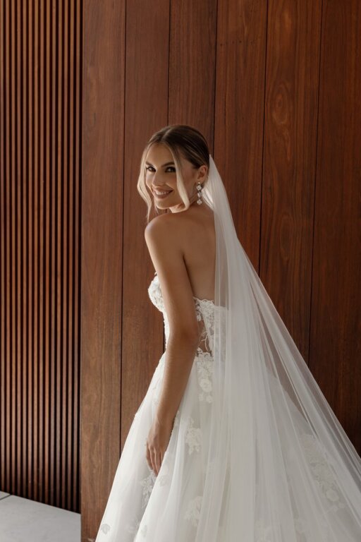 2025 La Premiere Bridal Çiçekli Tüllü Gelinlik - 1