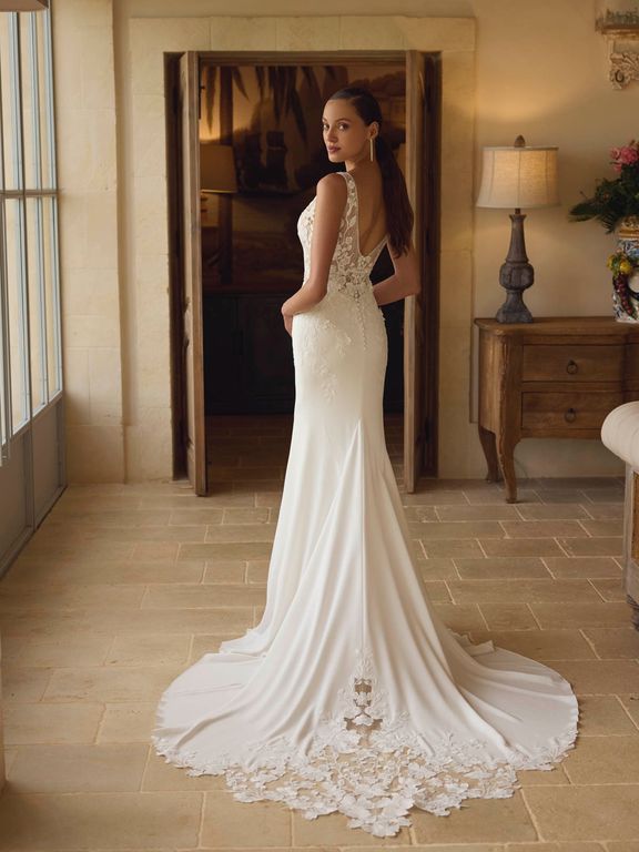 Modeca Gelinlik 20-26 Balık Kesim Tarlatansız Sırt Dekolteli Gelinlik 2