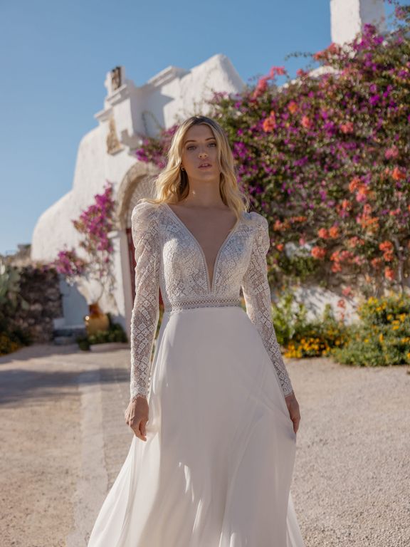 2026 Modeca Gelinlik 220-26 A Kesim Vintage Tarlatansız Gelinlik 3