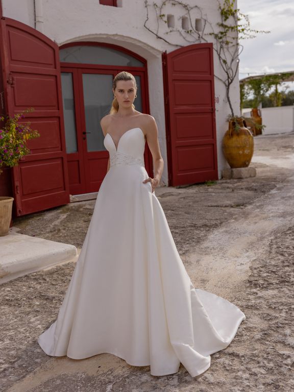 modeva straplez gelinlik