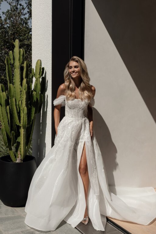 2025 La Premiere Bridal Tül Kollu Gelinlik - 1