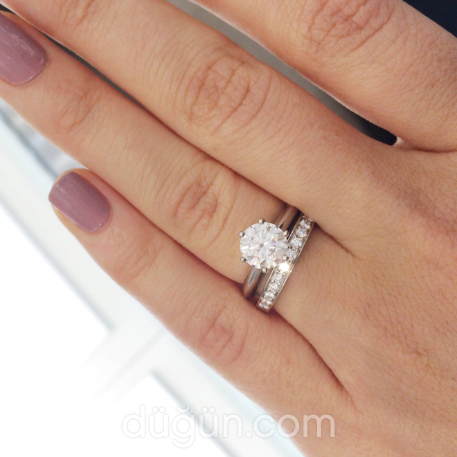 Tamtur ile İkili Tektaş Yüzük Modeli