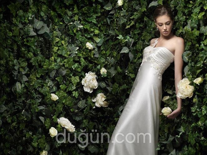 Saten Gelinlik Modeli