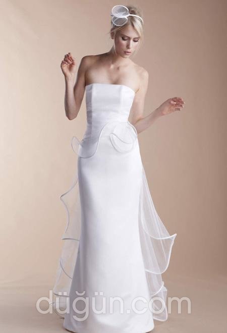 Sade Gelinlik Modeli