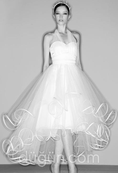 Boyundan Bağlamalı Gelinlik