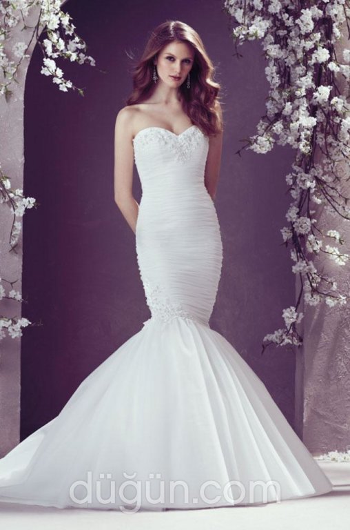 Drapeli Gelinlik Modeli